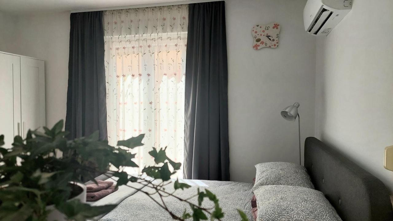 7even Ground Floor Apartment Pula